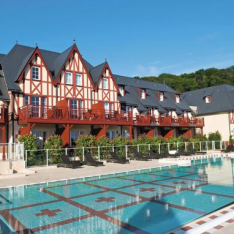 HOULGATE DOMAINE DES VILLAS